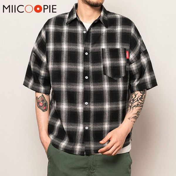 2020 summer men oversized plaid shirt casual white red black plaid short sleeve hip hop streetwear mens harajuku hipster shirts, White;black
2020 summer men oversized plaid shirt casual white red black plaid short sleeve hip hop streetwear mens harajuku hipster shirts, White;black