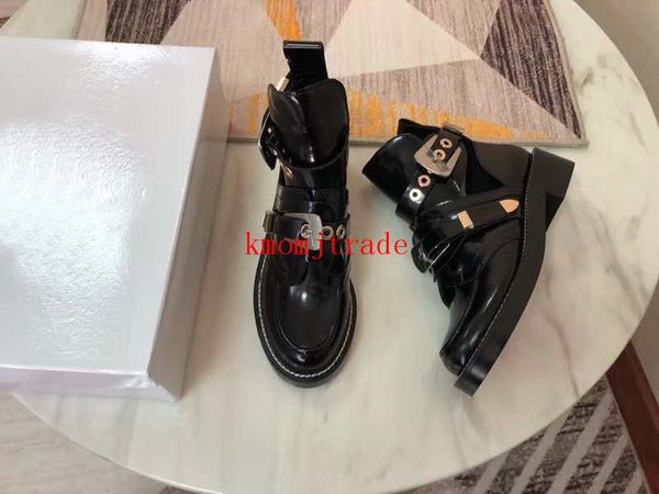 original box designer shoes chiara ferragni paris b calfskin ceinture ankle boots black genuine leather ceinture cut-out leather ankle boots, Red;white
original box designer shoes chiara ferragni paris b calfskin ceinture ankle boots black genuine leather ceinture cut-out leather ankle boots, Red;white