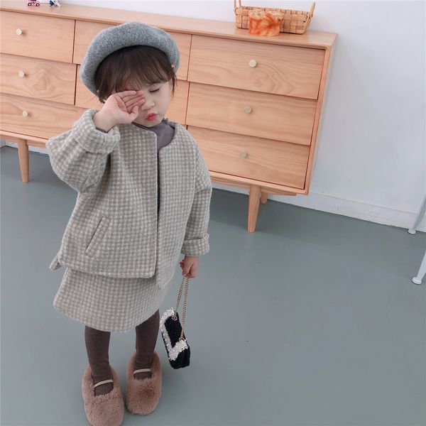 infant baby girl clothes sets 2019 winter children long sleeve overskirt with toddler girl warm wool jacket coat two-piece suit t200414, White
infant baby girl clothes sets 2019 winter children long sleeve overskirt with toddler girl warm wool jacket coat two-piece suit t200414, White