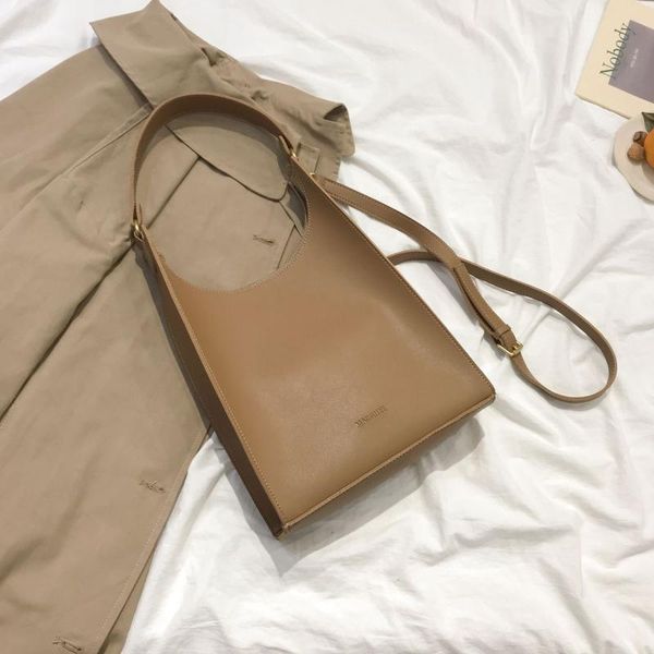 retro one shoulder bag for women fashion armpit bag large capacity tote
retro one shoulder bag for women fashion armpit bag large capacity tote