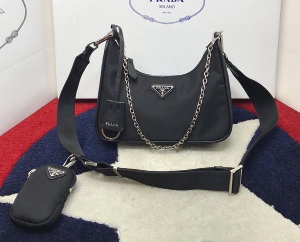 men's shoulder bag fashion neutral waterproof fabric messenger bag mini wallet change bag 3 piece set
men's shoulder bag fashion neutral waterproof fabric messenger bag mini wallet change bag 3 piece set