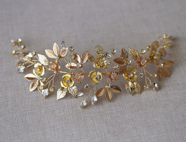 bride headband headpiece flower leaf hair band vine rhinestones headdress women jewelry bridal decoration wedding accessories, Golden;white
bride headband headpiece flower leaf hair band vine rhinestones headdress women jewelry bridal decoration wedding accessories, Golden;white