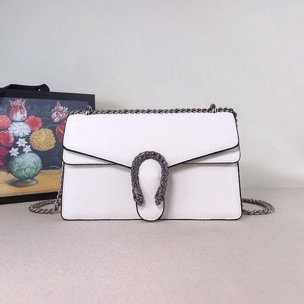2019 new fashion leather solid color chain shoulder bag, the main designer brand diagonal bag, multi-function bag phone bag
2019 new fashion leather solid color chain shoulder bag, the main designer brand diagonal bag, multi-function bag phone bag