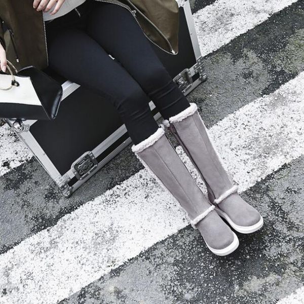 2018 new arrivals women knee-high boots high warm women winter shoes height increasing flat snow boots for, Black
2018 new arrivals women knee-high boots high warm women winter shoes height increasing flat snow boots for, Black