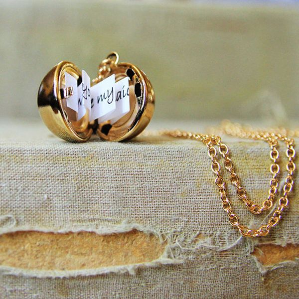 lady secret message ball locket silver gold pendant necklace jewelry charm vintage make a love confession necklace birthday gift
lady secret message ball locket silver gold pendant necklace jewelry charm vintage make a love confession necklace birthday gift