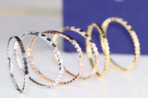 2020 fashion high-quality ladies bracelet daily matching dress accessories the hard bracelet for dinner party xq3j, Black
2020 fashion high-quality ladies bracelet daily matching dress accessories the hard bracelet for dinner party xq3j, Black