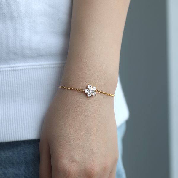 link, chain pretty flower gold color charm bracelets girl hand bangle austrian crystal women pulseras fine jewelry drop, Black
link, chain pretty flower gold color charm bracelets girl hand bangle austrian crystal women pulseras fine jewelry drop, Black