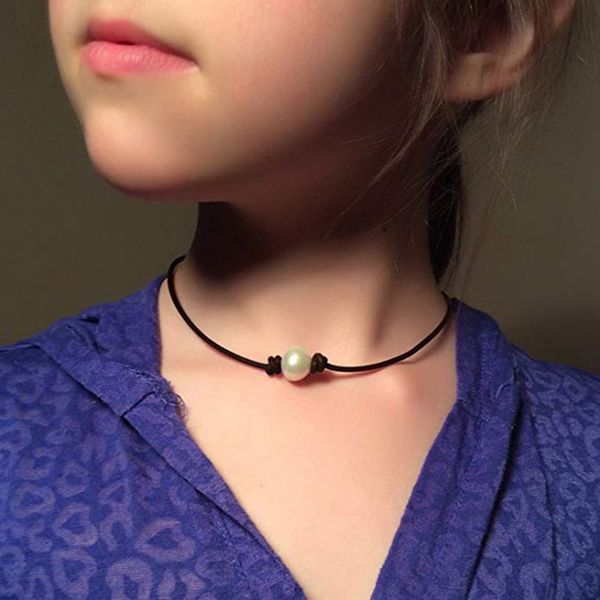 handmade cultured freshwater pearl choker necklace women genuine leather jewelry cord, Golden;silver
handmade cultured freshwater pearl choker necklace women genuine leather jewelry cord, Golden;silver