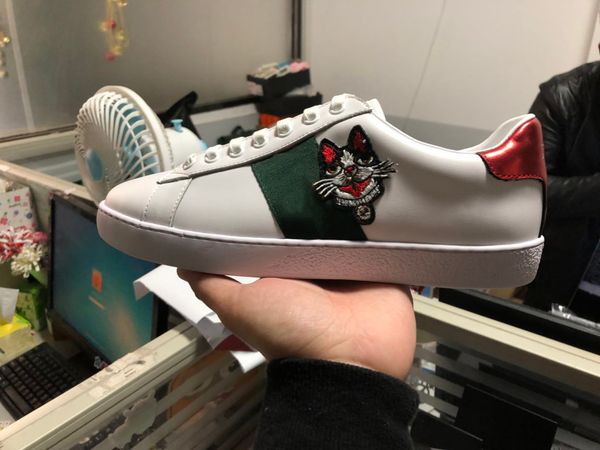 new man women luxury designer sneaker with ace sneaker running shoes with dog sale size 34-46
new man women luxury designer sneaker with ace sneaker running shoes with dog sale size 34-46