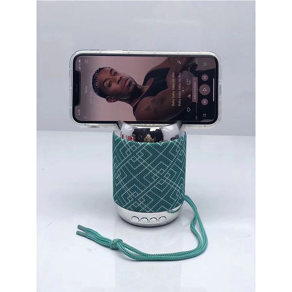wireless speaker 2019 new trending smart mini portable speaker with pure voice outdoor phone holder support tf card radio function
wireless speaker 2019 new trending smart mini portable speaker with pure voice outdoor phone holder support tf card radio function