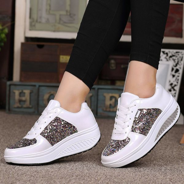 women running shoes shiny lace-up platform sneakers leather height increrasing women shaky outdoor sport shoes female gym shoes
women running shoes shiny lace-up platform sneakers leather height increrasing women shaky outdoor sport shoes female gym shoes