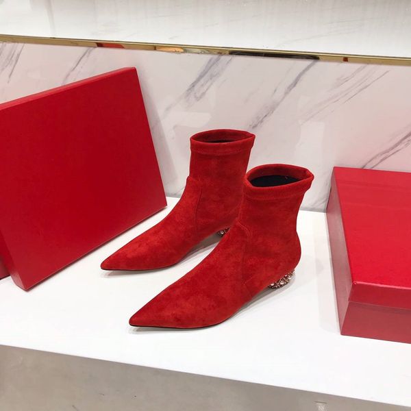 2019 new booties fashion designer women luxury tape drills nail shoes red boots genuine leather boots flat bottom ing, Black
2019 new booties fashion designer women luxury tape drills nail shoes red boots genuine leather boots flat bottom ing, Black