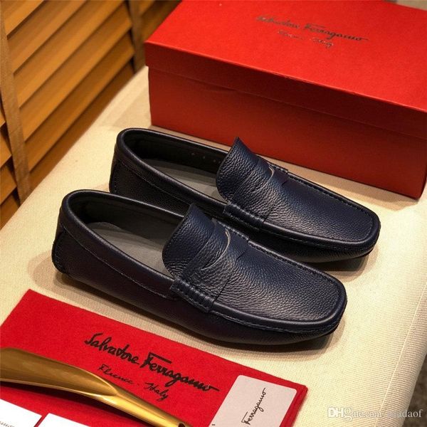19fw genuine leather men loafers slip on fashion men dress shoes handmade luxurious flats men's classic loafers banquet prom shoes, Black
19fw genuine leather men loafers slip on fashion men dress shoes handmade luxurious flats men's classic loafers banquet prom shoes, Black