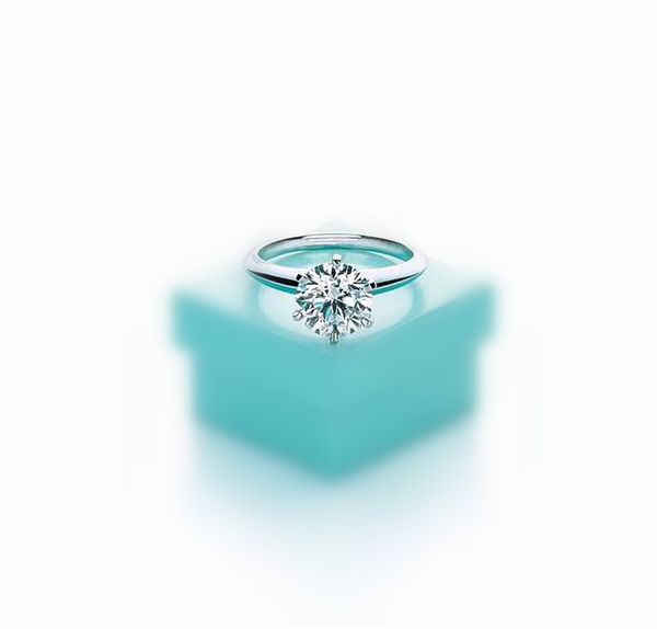 high version six claw 1-3 karat diamond luxury ring 925sterling silver couple rings women marry wedding engagement lovers gift with box, Golden;silver
high version six claw 1-3 karat diamond luxury ring 925sterling silver couple rings women marry wedding engagement lovers gift with box, Golden;silver