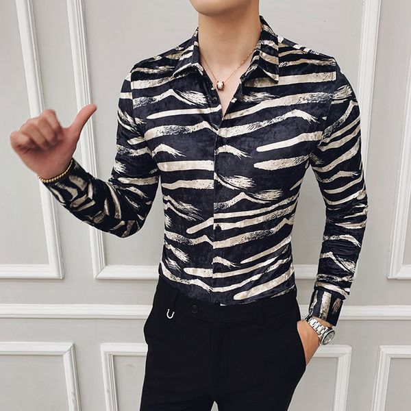 men's dress shirts 2021 party club outfits slim fit british clothes stylish velvet striped printed mens flannel, White;black
men's dress shirts 2021 party club outfits slim fit british clothes stylish velvet striped printed mens flannel, White;black