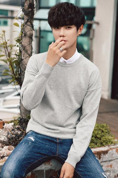 mrmt 2019 brand autumn men's sweater solid color round neck for male sweater student long sleeve clothing, White;black
mrmt 2019 brand autumn men's sweater solid color round neck for male sweater student long sleeve clothing, White;black