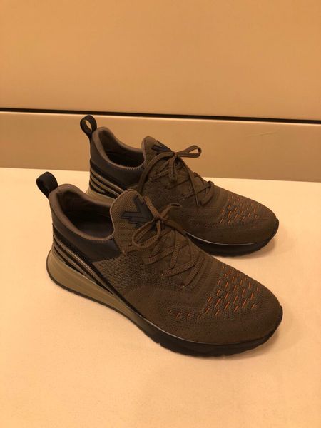 Мульти роскошный тройной S19 дизайнер низкий новое прибытие кроссовки сочетание п
Мульти роскошный тройной S19 дизайнер низкий новое прибытие кроссовки сочетание п