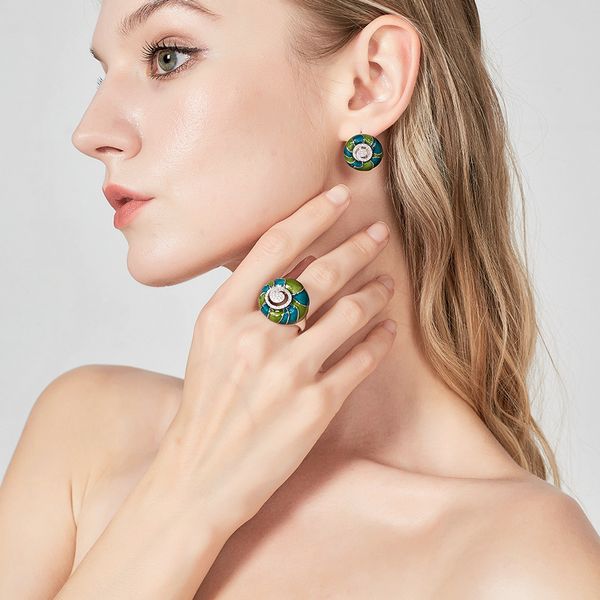 nandudu color glazed decoration ethnic design flower jewelry sets enamel ring and earrings sets pattern women girl accessories, Silver
nandudu color glazed decoration ethnic design flower jewelry sets enamel ring and earrings sets pattern women girl accessories, Silver