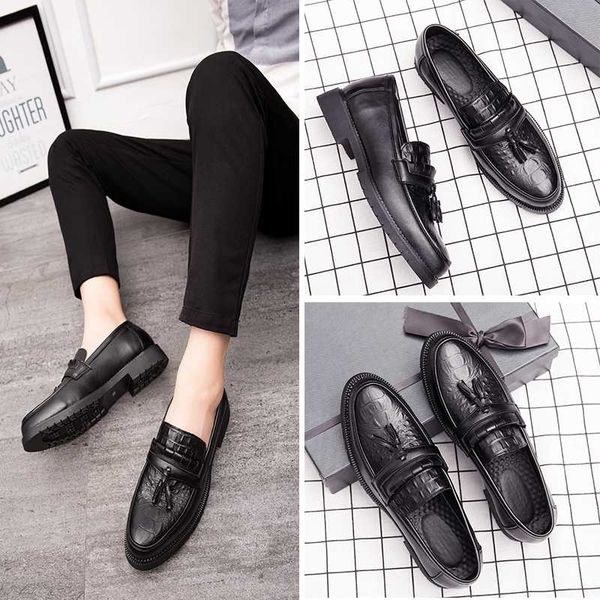 men genuine leather shoes fashion autumn soft sneakers men loafers tassel outdoor moccasins breathable slip on driving shoes, Black
men genuine leather shoes fashion autumn soft sneakers men loafers tassel outdoor moccasins breathable slip on driving shoes, Black