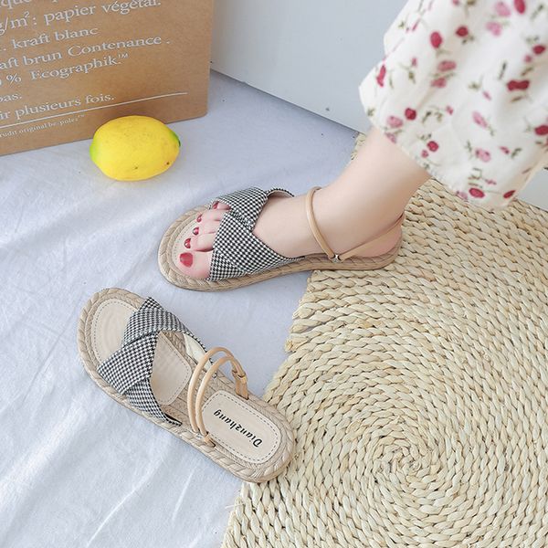 slippers casual shoes low slides slipers women soft summer 2020 flat rome basic fashion scandals rubber pu shoes women, Black
slippers casual shoes low slides slipers women soft summer 2020 flat rome basic fashion scandals rubber pu shoes women, Black
