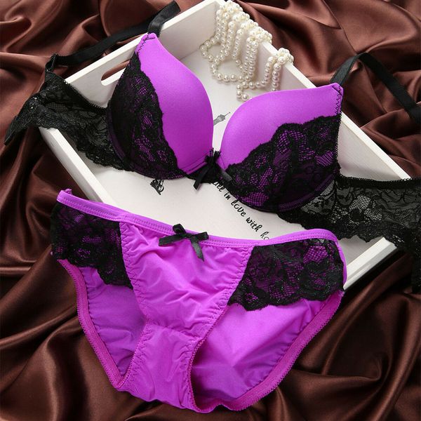 lace women bra and panties embroidery comfortable underwear push up bra set ql sale, Red;black
lace women bra and panties embroidery comfortable underwear push up bra set ql sale, Red;black