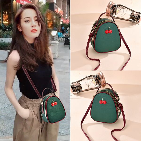 obviously the same green female bag new 2020 key bag fashion small caviar ladies shoulder messenger and coin purse
obviously the same green female bag new 2020 key bag fashion small caviar ladies shoulder messenger and coin purse