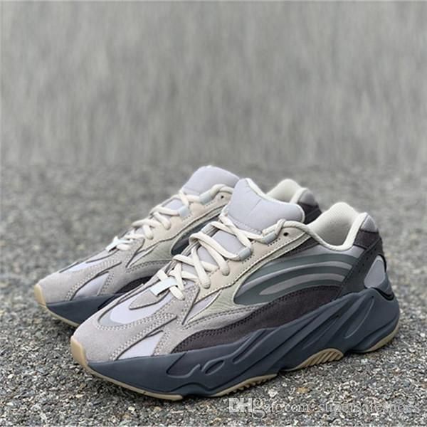 2019 sale 700 v2 tephra wave runner running shoes men women kanye west designer sneakers size 36-46
2019 sale 700 v2 tephra wave runner running shoes men women kanye west designer sneakers size 36-46