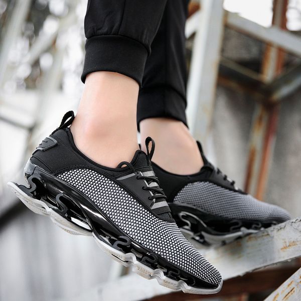 2020 outdoor men running shoes fitness sports sneakers for man jogging walking new shoes mesh athietic breathable footwear
2020 outdoor men running shoes fitness sports sneakers for man jogging walking new shoes mesh athietic breathable footwear