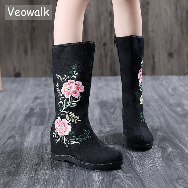 veowalk autumn женщин замши faux mid-теленок сапоги китайская вышивка женщина hidden клин пятки комфорт осень обувь женские сапоги, Black
veowalk autumn женщин замши faux mid-теленок сапоги китайская вышивка женщина hidden клин пятки комфорт осень обувь женские сапоги, Black