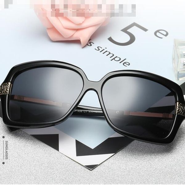 fashion glasses for women dazzle colour glasses authentic style sunglasses sun glasses driver ng, White;black
fashion glasses for women dazzle colour glasses authentic style sunglasses sun glasses driver ng, White;black