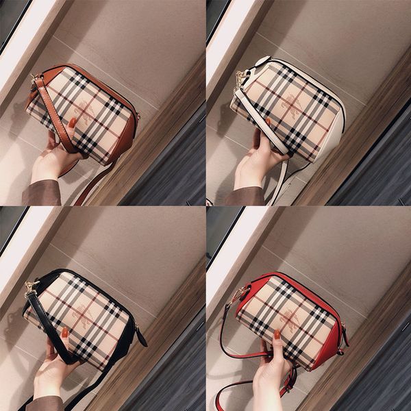 2020 new designer luxury women handbags purses key case simple plaid fashion shoulder brand bags shopping
2020 new designer luxury women handbags purses key case simple plaid fashion shoulder brand bags shopping