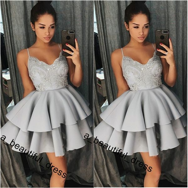 short stain graduation cocktail dresses 2020 spaghetti strap tiered skirts lace appliques prom party gowns custom mini homecoming dresses, Black
short stain graduation cocktail dresses 2020 spaghetti strap tiered skirts lace appliques prom party gowns custom mini homecoming dresses, Black