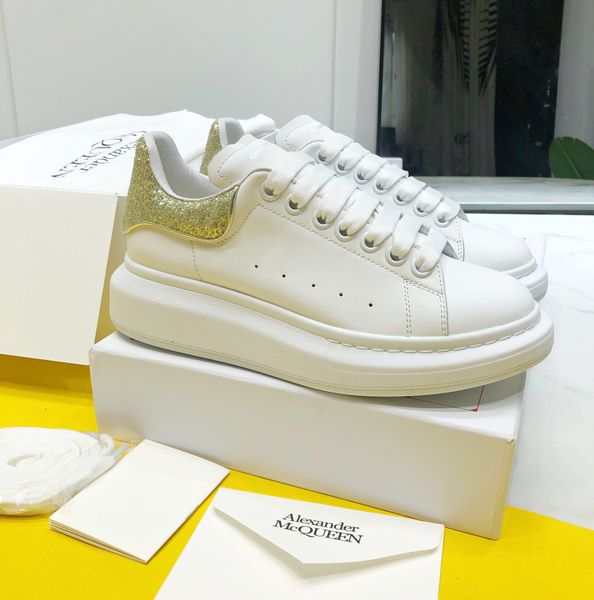 platform men's and women's shoes wild vintage luxury white shoes star thick bottom leather reflective sneakers 05, Black
platform men's and women's shoes wild vintage luxury white shoes star thick bottom leather reflective sneakers 05, Black