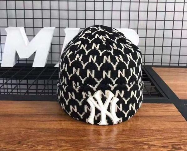 2019 trendy hats winter knitted fur poms beanie label fedora luxury cable slouchy skull caps fashion leisure beanie outdoor hatsg0381, Blue;gray
2019 trendy hats winter knitted fur poms beanie label fedora luxury cable slouchy skull caps fashion leisure beanie outdoor hatsg0381, Blue;gray