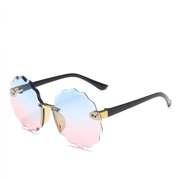 kids' sunblock for boys and girls fashion trend glasses 2021 children's flower sunglasses technology trimming gradient, Blue
kids' sunblock for boys and girls fashion trend glasses 2021 children's flower sunglasses technology trimming gradient, Blue
