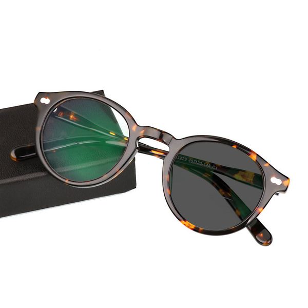 new design outdoor pchromic reading glasses men sun automatic discoloration presbyopia hyperopia glasses
new design outdoor pchromic reading glasses men sun automatic discoloration presbyopia hyperopia glasses