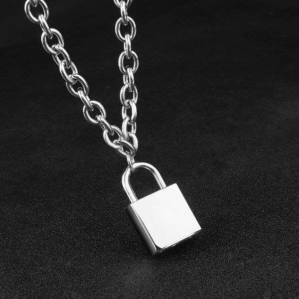 handmade men women chain necklace heavy duty square lock padlock choker metal collar, Golden;silver
handmade men women chain necklace heavy duty square lock padlock choker metal collar, Golden;silver
