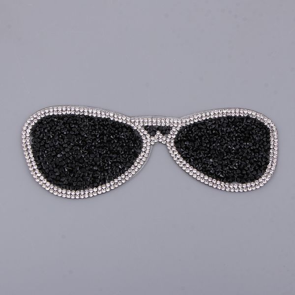 rhinestone applique embroidery patches iron on pearl bead patch for clothing bag diy badge sewing accessories, Black
rhinestone applique embroidery patches iron on pearl bead patch for clothing bag diy badge sewing accessories, Black
