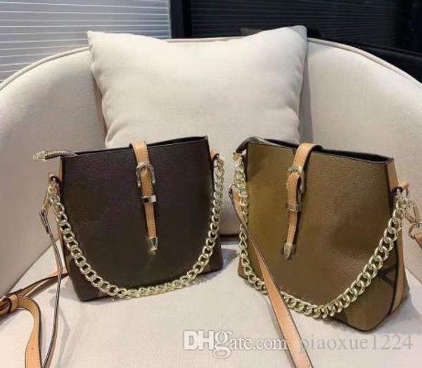 new designer design chain bag big flower trendy female single shoulder slant bag travel necessary
new designer design chain bag big flower trendy female single shoulder slant bag travel necessary