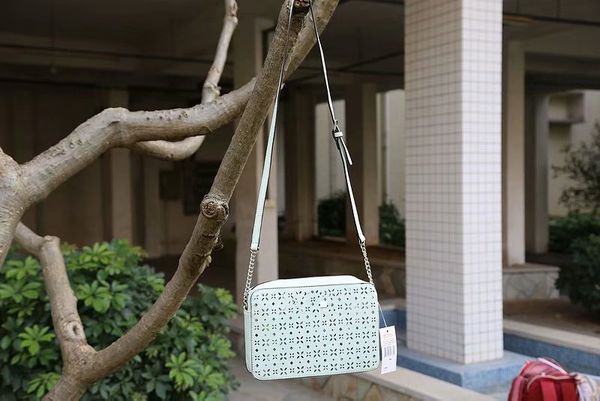 brand new women's bags european and american fashion designer shell bag pu15 color gold chain / a large number of discounts
brand new women's bags european and american fashion designer shell bag pu15 color gold chain / a large number of discounts