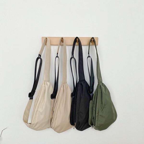 2020 new middle women canvas cotton bags casual female chest pack chic ladies crossbody bag youth bag korean nylon chest
2020 new middle women canvas cotton bags casual female chest pack chic ladies crossbody bag youth bag korean nylon chest