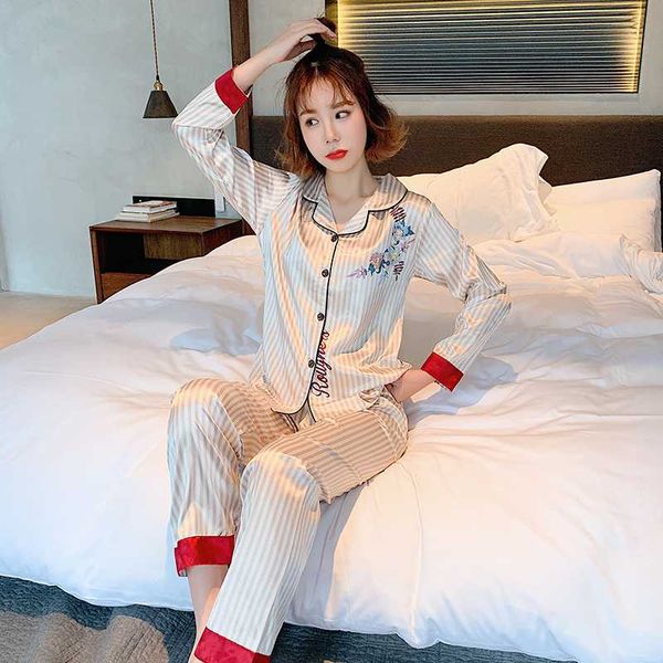 spring summer faux slik satin women pajamas sets 2019 new long sleeve 2 pcs suit home wear female nightwear sleepwear, Blue;gray
spring summer faux slik satin women pajamas sets 2019 new long sleeve 2 pcs suit home wear female nightwear sleepwear, Blue;gray