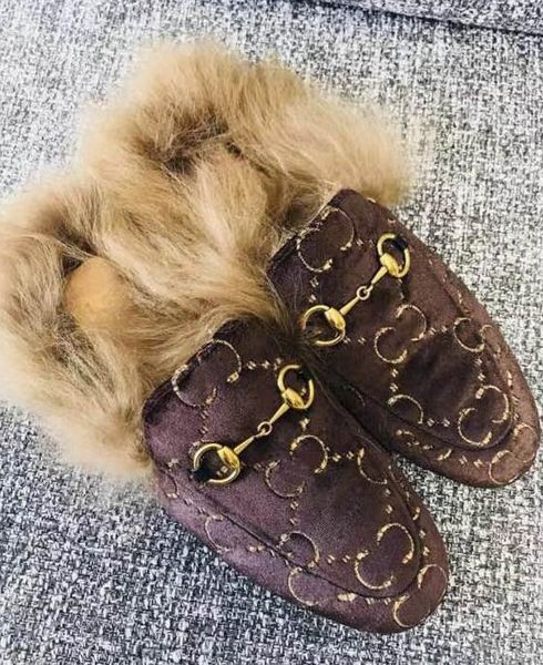 2019Fall And Winter Ladies Casual shoes luxury fur mule slippers ladies leather flat Suede mule shoes love shoes fashion slippers m5
2019Fall And Winter Ladies Casual shoes luxury fur mule slippers ladies leather flat Suede mule shoes love shoes fashion slippers m5