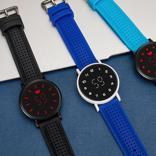 1skin 2020 patent silicone horse-running lamp luminous waterproof touch silicone luminous watch led electronic watch for male and female mid, Blue
1skin 2020 patent silicone horse-running lamp luminous waterproof touch silicone luminous watch led electronic watch for male and female mid, Blue