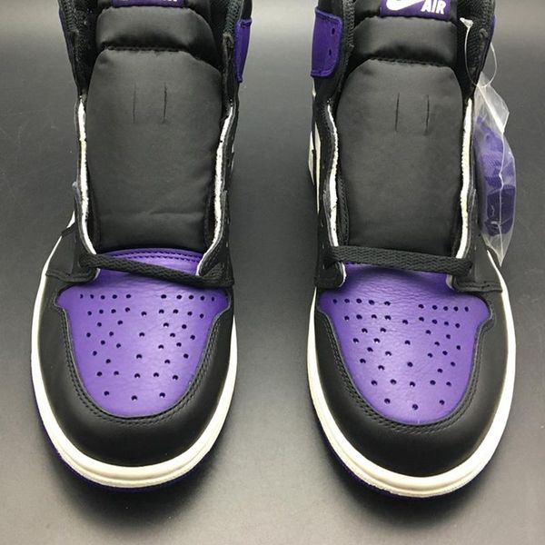 air 1 high og court purple 555088-501 1s i kicks women men basketball sports shoes sneakers trainers with original box us7-13, Black;white
air 1 high og court purple 555088-501 1s i kicks women men basketball sports shoes sneakers trainers with original box us7-13, Black;white