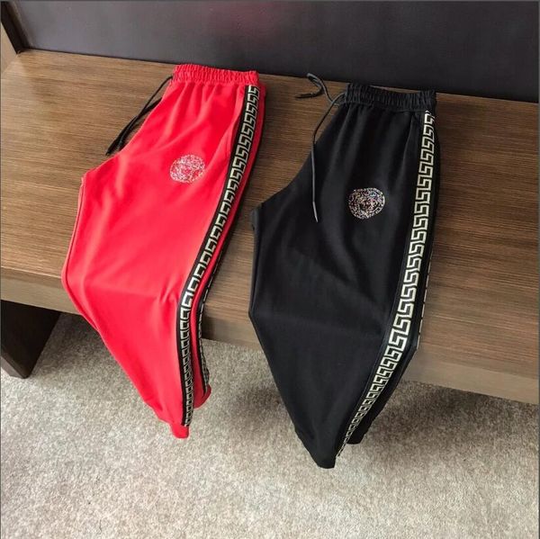 2019vresace mens designer sweatpants hip hop brand jogging track pants streetwear letter loe embroidery women fitness joggers trousers, Black;white
2019vresace mens designer sweatpants hip hop brand jogging track pants streetwear letter loe embroidery women fitness joggers trousers, Black;white