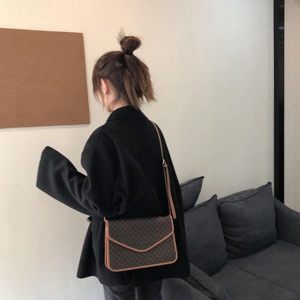 fashion messenger bag korean shoulder bag pu leather new tote women handbags
fashion messenger bag korean shoulder bag pu leather new tote women handbags