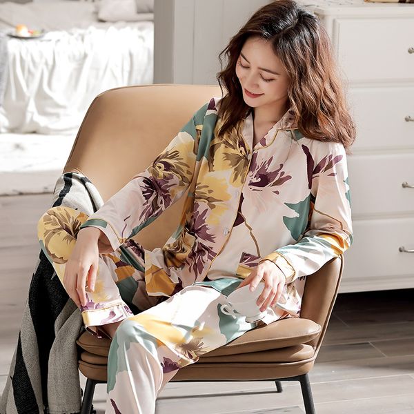 spring autumn women silk long sleeve pajamas sets 2 pieces sleepwear soft elegant comfortable pyjama flower print pijama female, Black;red
spring autumn women silk long sleeve pajamas sets 2 pieces sleepwear soft elegant comfortable pyjama flower print pijama female, Black;red