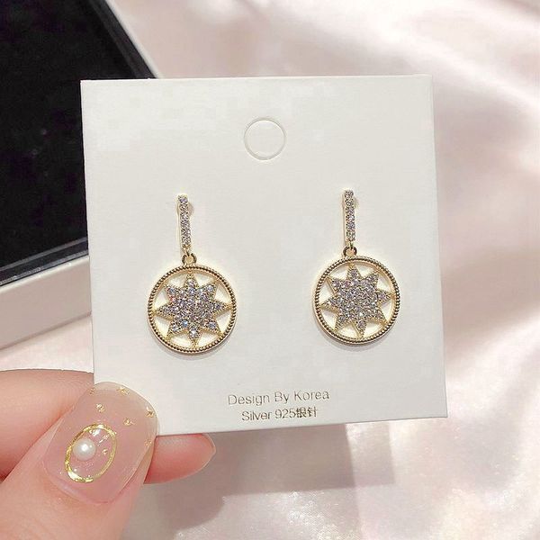 exquisite micro paved cubic zircon star drop earrings gold color cz crystal women earrings party jewelry, Silver
exquisite micro paved cubic zircon star drop earrings gold color cz crystal women earrings party jewelry, Silver