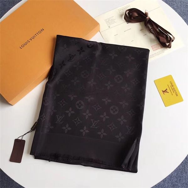 Brand New Designer womans brand Scarf High Quality 100% silk long scarves Classic Printing design womans scarves size 180x70cm No box H-022B
Brand New Designer womans brand Scarf High Quality 100% silk long scarves Classic Printing design womans scarves size 180x70cm No box H-022B